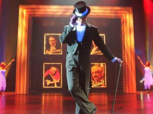 STAGE MAGIC